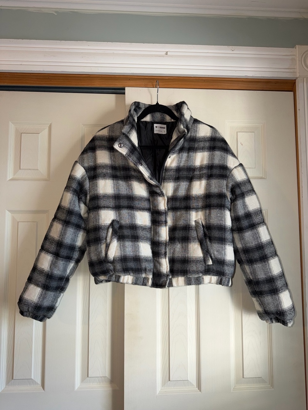 Ci Sono Black & White Plaid Cropped Puffer Jacket Size Large
